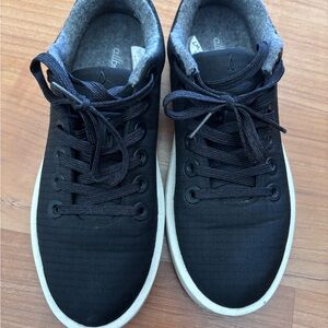 Allbirds women Black Wool piper sneaker